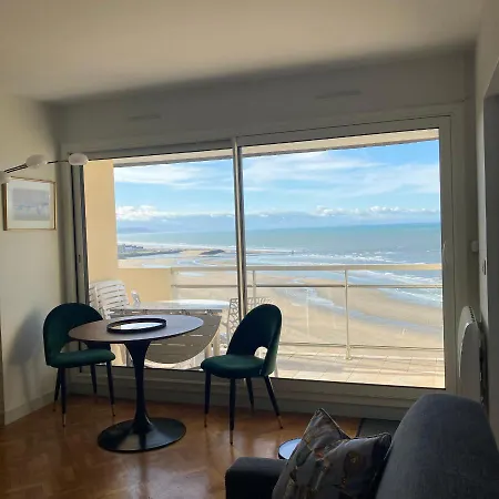 Standing Vue 아파트